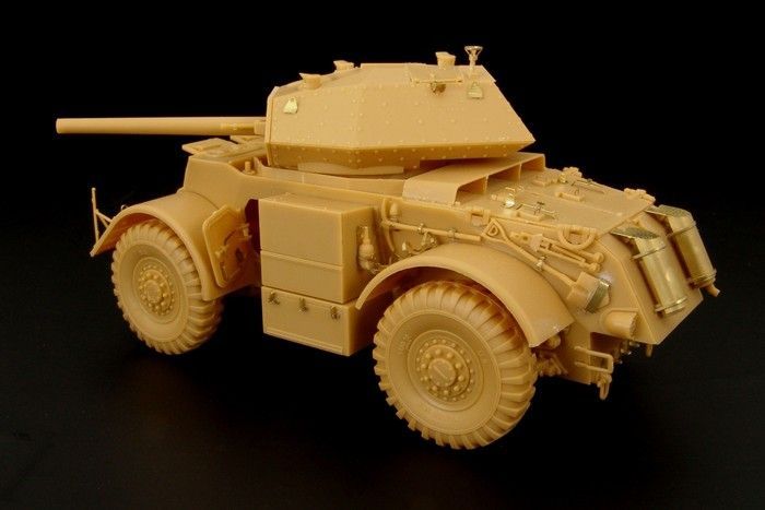 1:48 Staghound Mk.III (BRONCO kit)