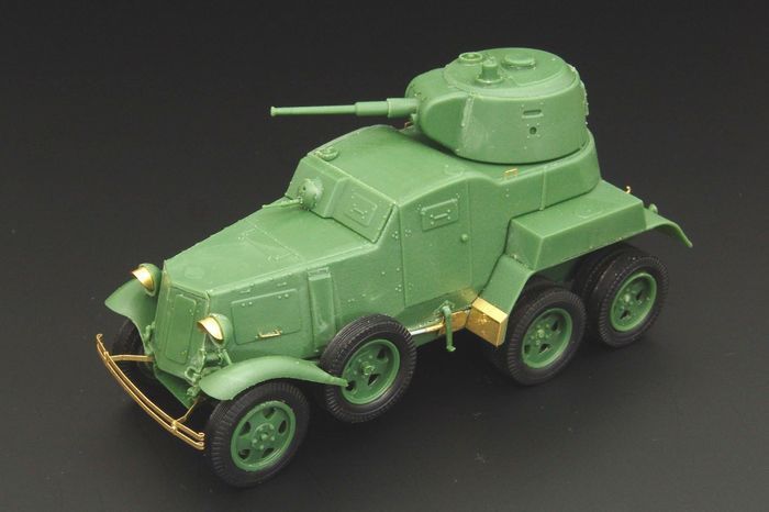 1:48 BA-10 Armored Vehicle (UMM)