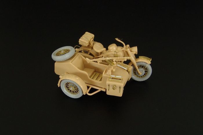 1:48 German Motorcycle&sidecar (Tamiya)
