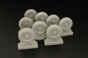 1:48 BTR-60 Wheels (Mikromir)