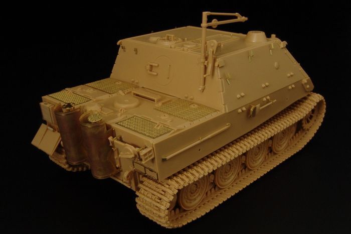 1:48 Sturmtiger (Tamiya)