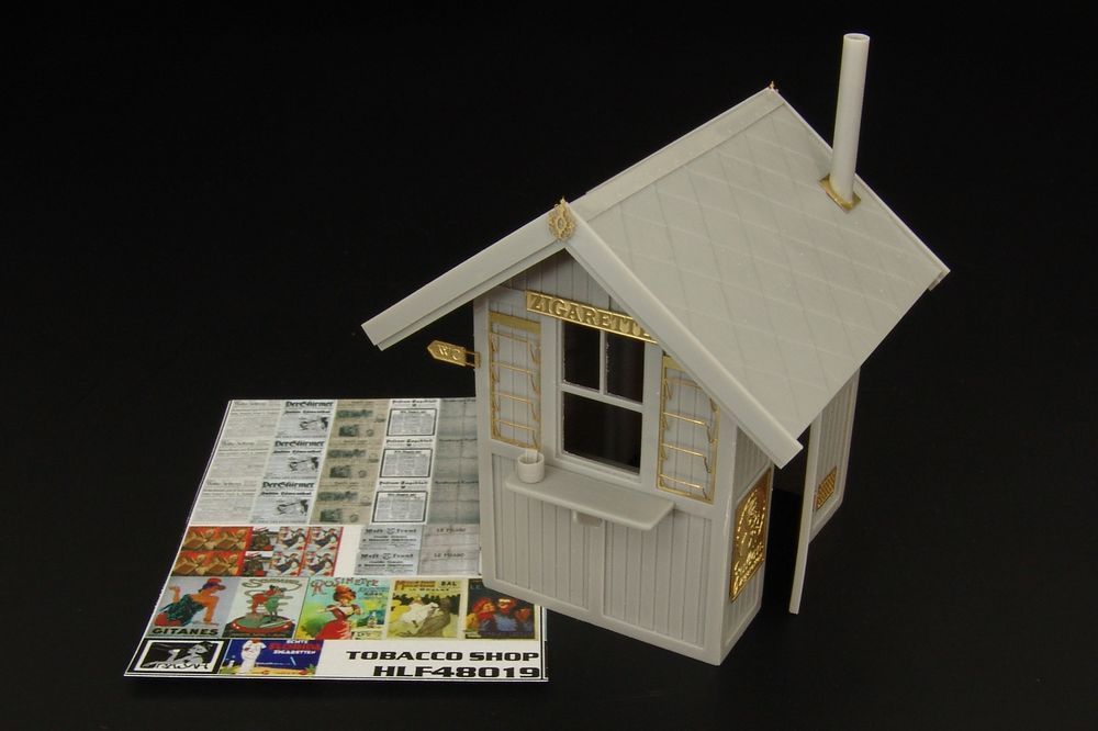 1:48 Tobacco shop / Newsstand