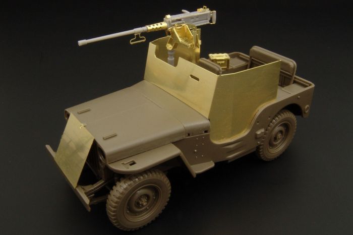 1:35 Armored JEEP (82nd Airborne Div.) (TAMIYA)