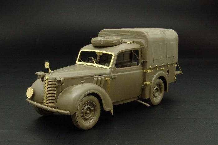 1:35 AUSTIN TILLY (TAMIYA)