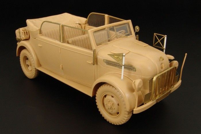 1:35 STEYR 1500 KOMMANDEURWAGEN (Tamiya)