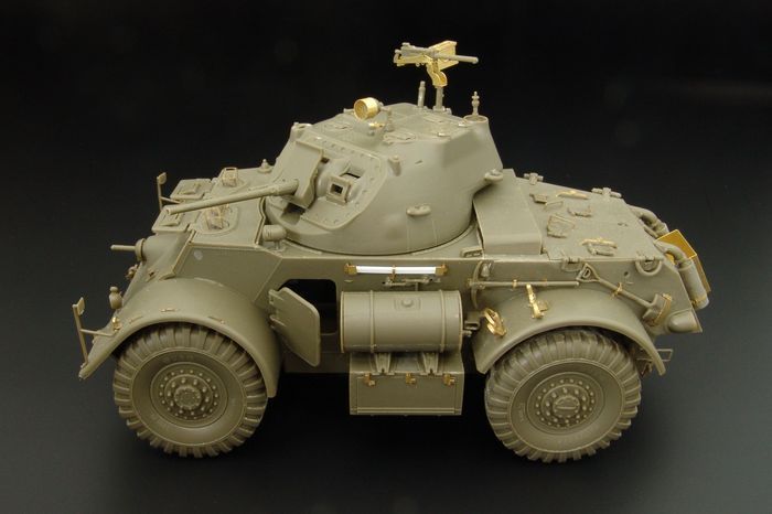 1:35 T17E1 Staghound Mk.I (Bronco)