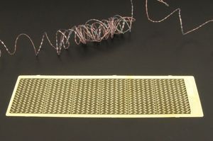 1:35 Razor wire MODERN