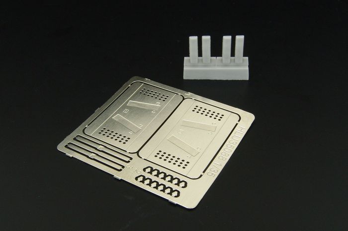 1:35 Ukraine police shield (2pcs)