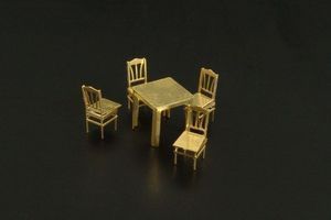 1:144 Table and chairs