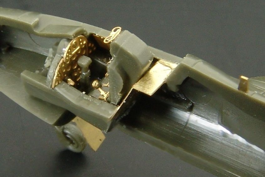 1:144 Hawker Hunter FGA.9 (Revell)