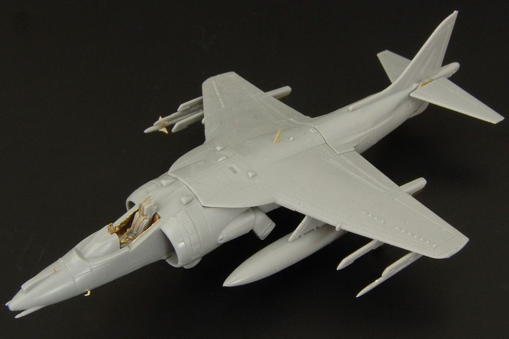 1:144 Bae Harrier GR.7 (Revell)