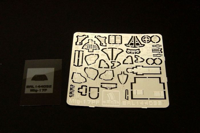 1:144 Mig-17 PF(Attack)