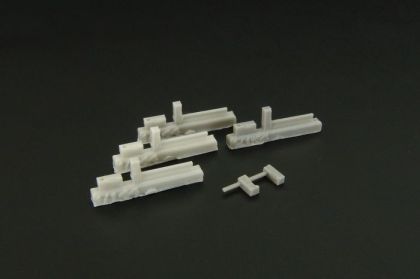 1:144 WWII USN Wheel chocks