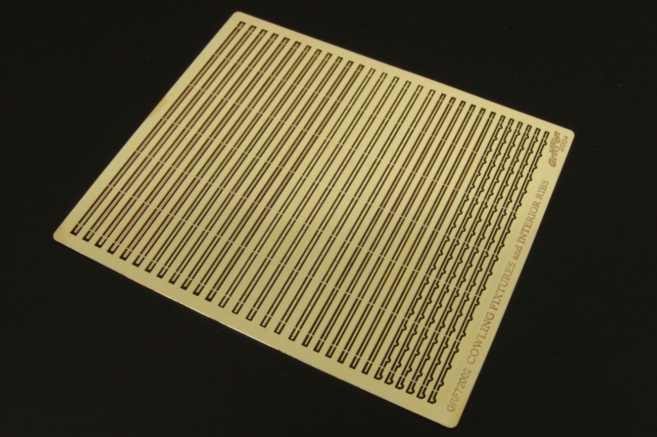 1:72 Cowling fixtures and interiér ribs