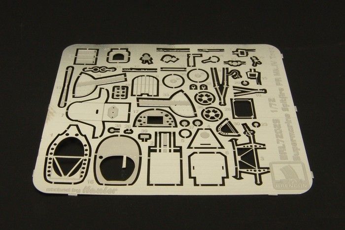 1:72 Spitfire PR Mk.IV (SWORD72043-44)