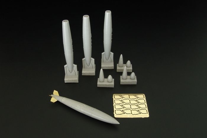 1:72 US 300gal Fuel tanks (3)