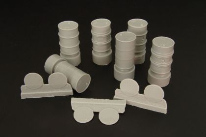 1:48 Fuel drums ( 3 types)