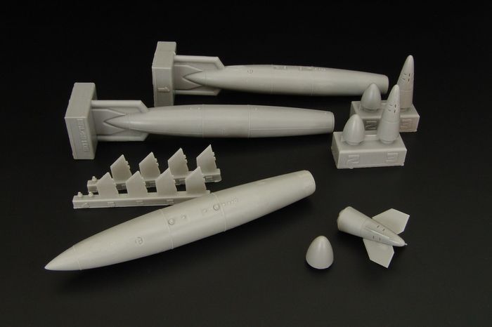 1:48 US 300gal Fuel tanks