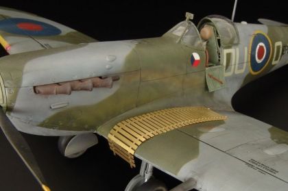 1:32 British walkboard