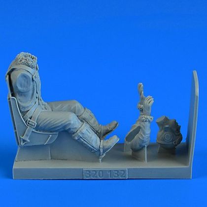 1:32 USAAF WWII Pilot with ej. seat for P-51D Mustang