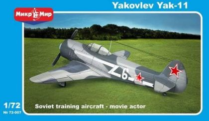 1:72 Yakovlev Yak-11 Soviet trainong aircraft - movie actor