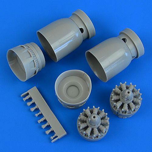 1:72 B-26K Counter Invader correct cowlings & engines