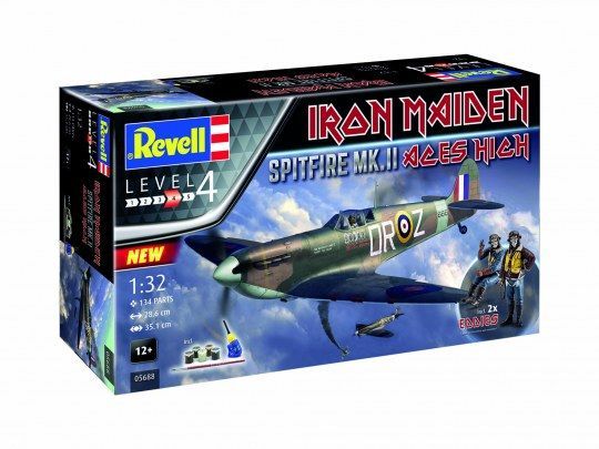 1:32 Spitfire Mk.II Iron Maiden Gift Set