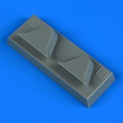 1:48 Hawker Hurricane correct spine behind the headrest