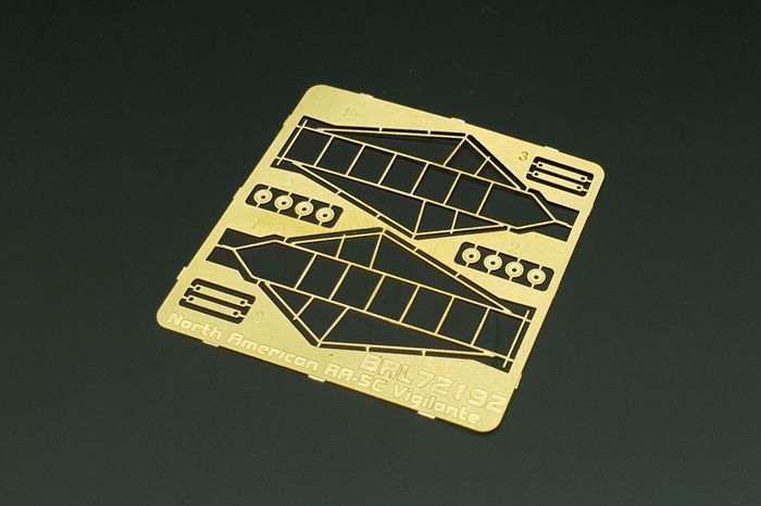 1:72 RA-5C Vigilante ladder