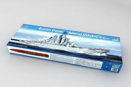 1:350 Russian Cruiser Admiral Ushakov (Ex-Kirov)