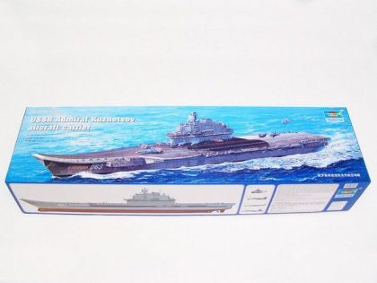 1:350 USSR Admiral Kuznetsov aircraft carrier