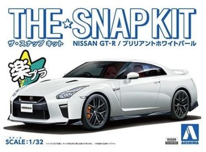 1:32 Nissan GT-R (White) - SNAP KIT