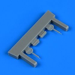 1:48 Hawker Hurricane steps