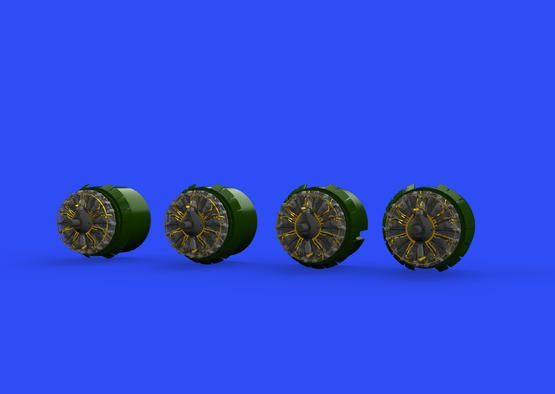 1:48 Boeing B-17G Flying Fortess engines