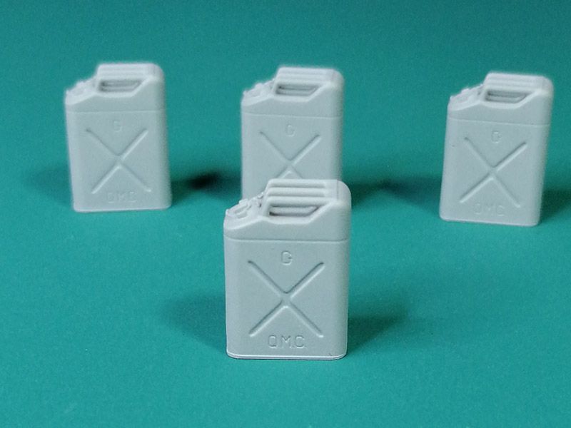 1:35 WW II US Army Jerrycans for Fuel Set #1