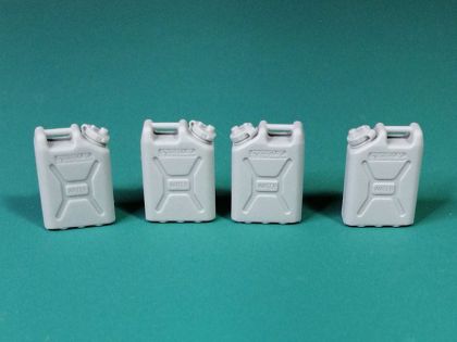 1:35 Modern US Army Water Canisters Set #2