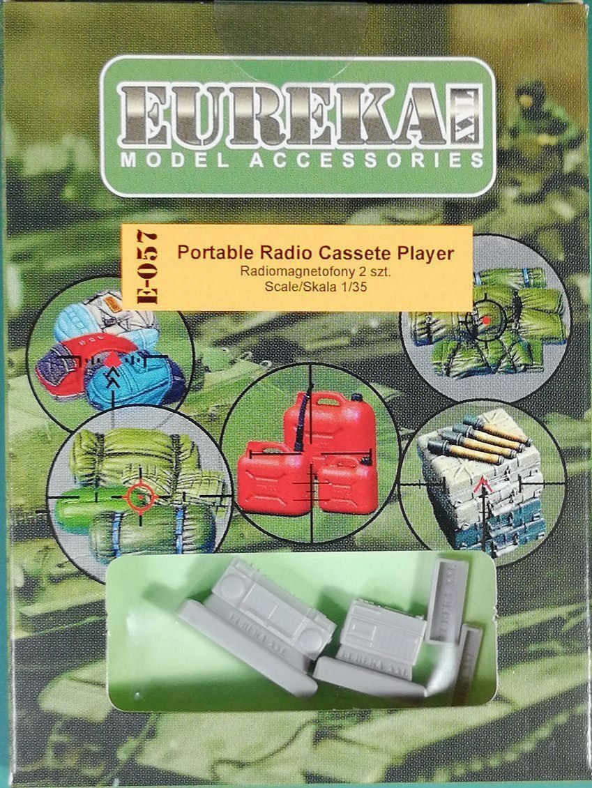 1:35 Portable Radio Cassete Player