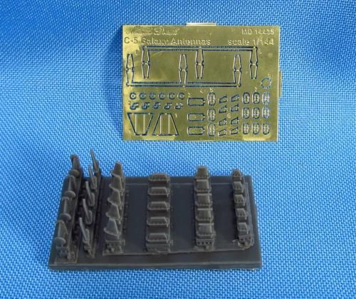 1:144 Antennas C-5B Galaxy