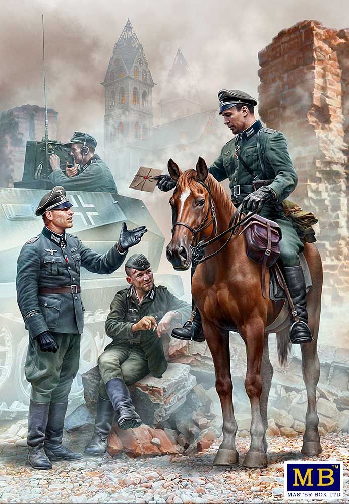 1:35 Urgent Dispatch. German Military Men, WW II era