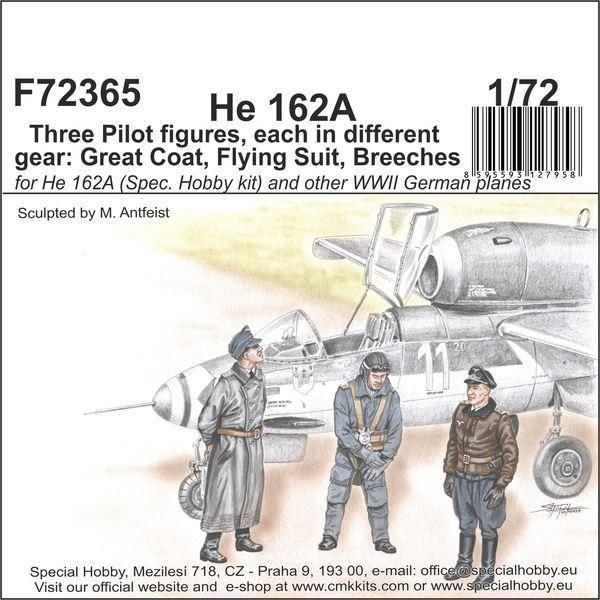 1:72 He 162 - Three Pilot figures, each in different gear: Great Coat, Flying Suit, Breeches