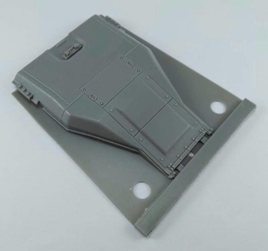 1:35 ENGINE DECK FOR M60 FAMILY WITH WELD LINES AND DETAILS