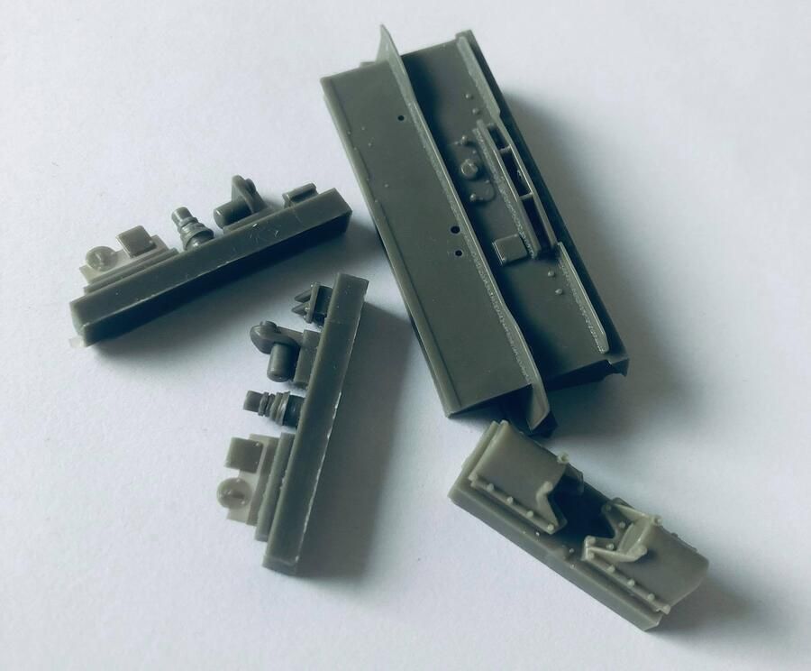 1:35 REAR ARMOR FOR PZ. IV J CHASSIS AND DERIVATES WITH MID IDLER WHEELS BASE, TAMIYA KITS