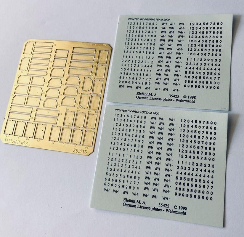 1:35 GERMAN LICENSE PLATES - WEHRMACHT