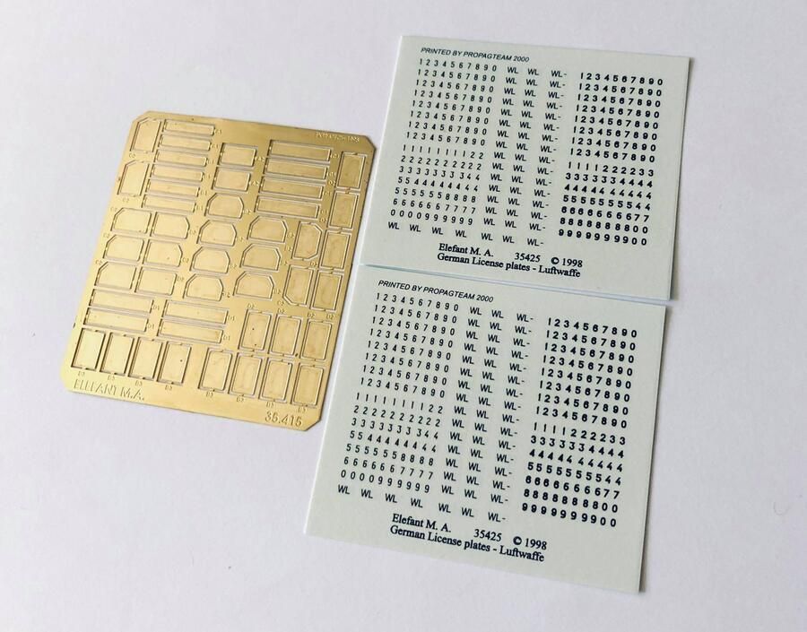 1:35 GERMAN LICENSE PLATES - LUFTWAFFE