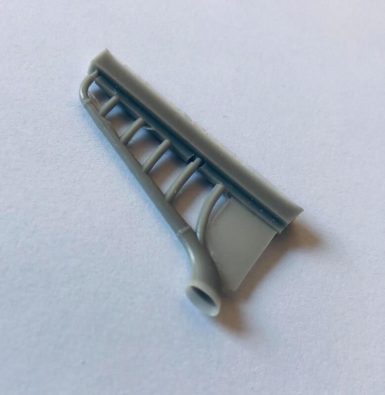 1:32 EXHAUST WITH WELD LINES FOR ALBATROS D. V/D. VA, WINGNUT WINGS KITS