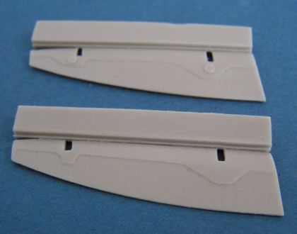 1:48 Spitfire Mk. V metal covered ailerons