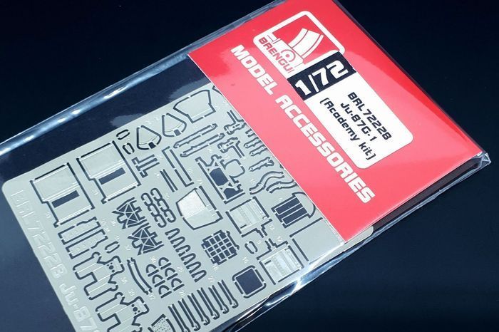 1:72 Ju-87G-1 (Academy kit)