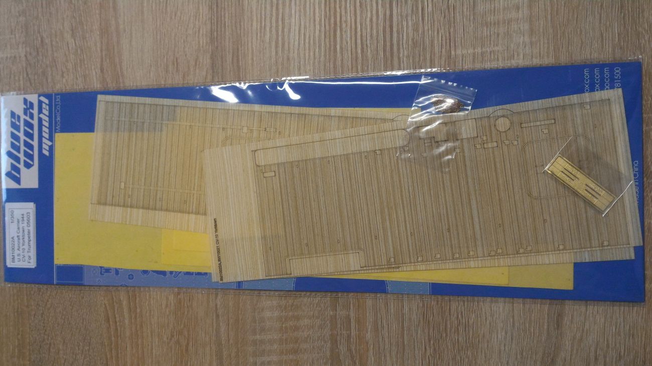 1:350 US CV-10 Yorktown 1944 Wooden Deck w/Masking Sheet (for Trumpeter kit 05603)