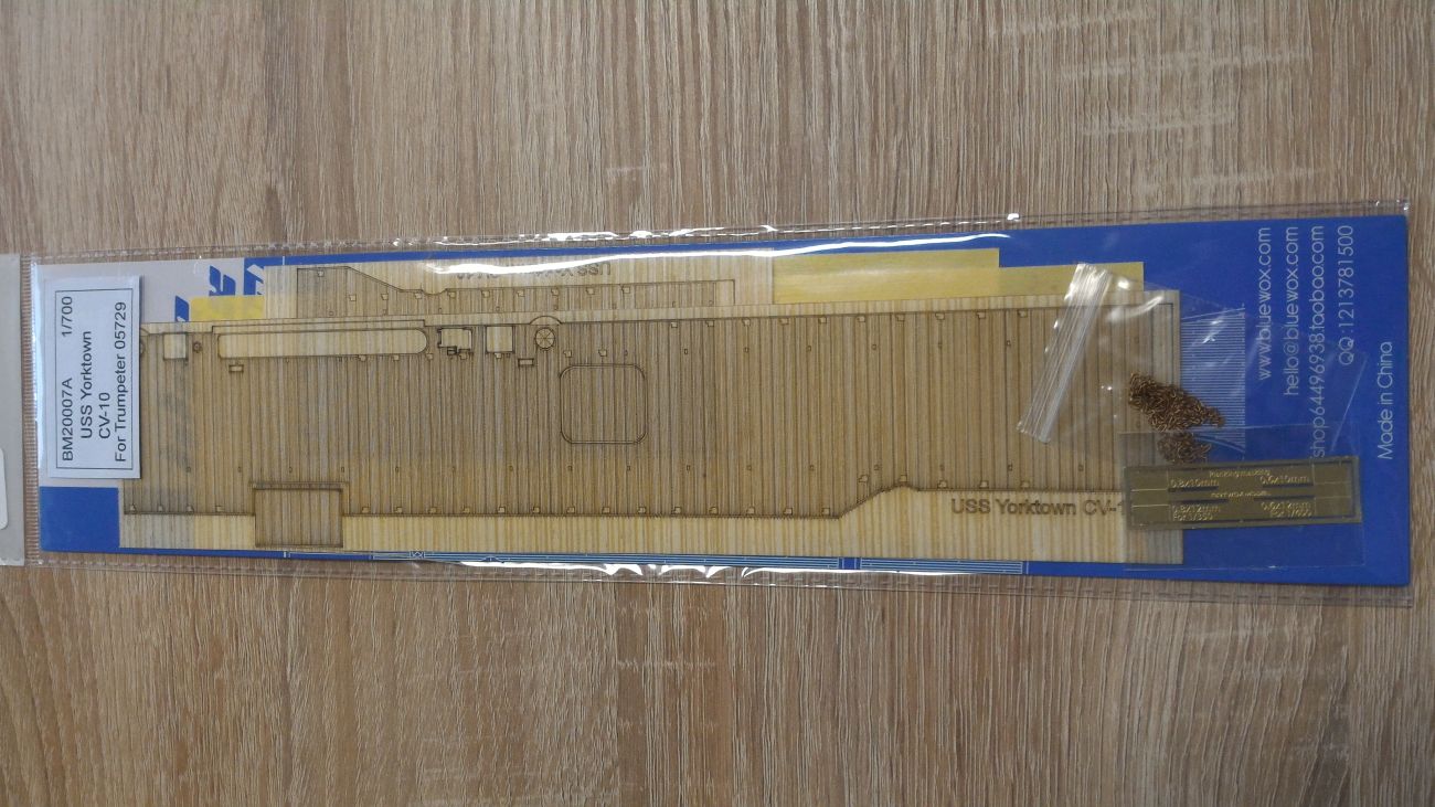 1:700 USS Yorktown CV-10 Wooden Deck w/Paint Masks & PE (for Trumpeter kit 05729)