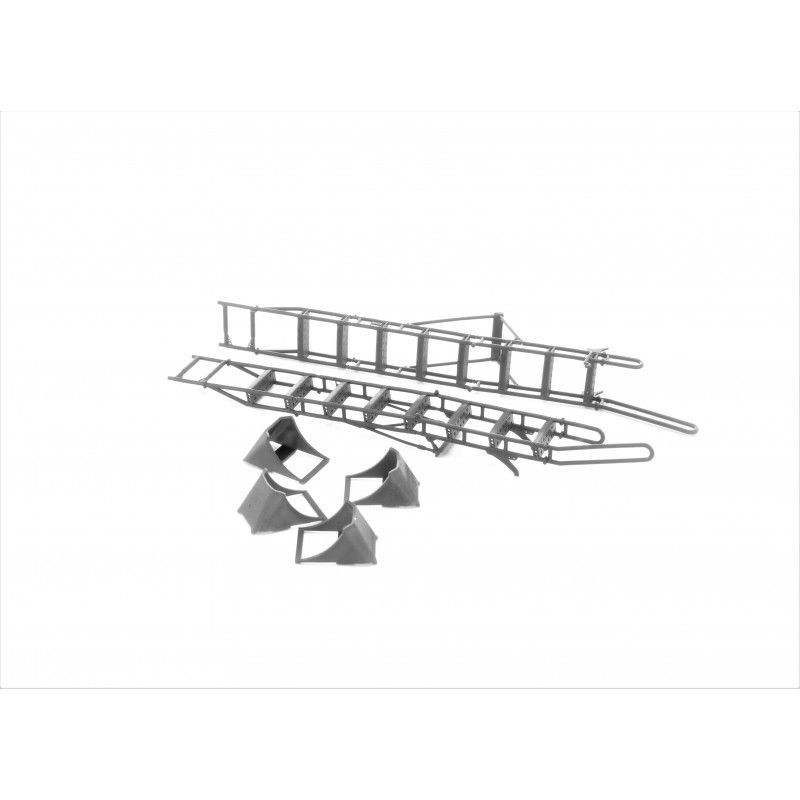 1:48 SU-35 LADDER W. CHOCKS W. SERVICE LADDER